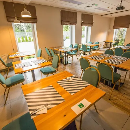 Platan Ostrów Wielkopolski