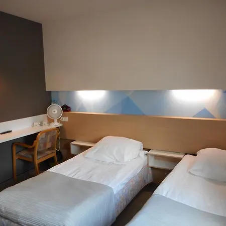 Otel Platan 2*